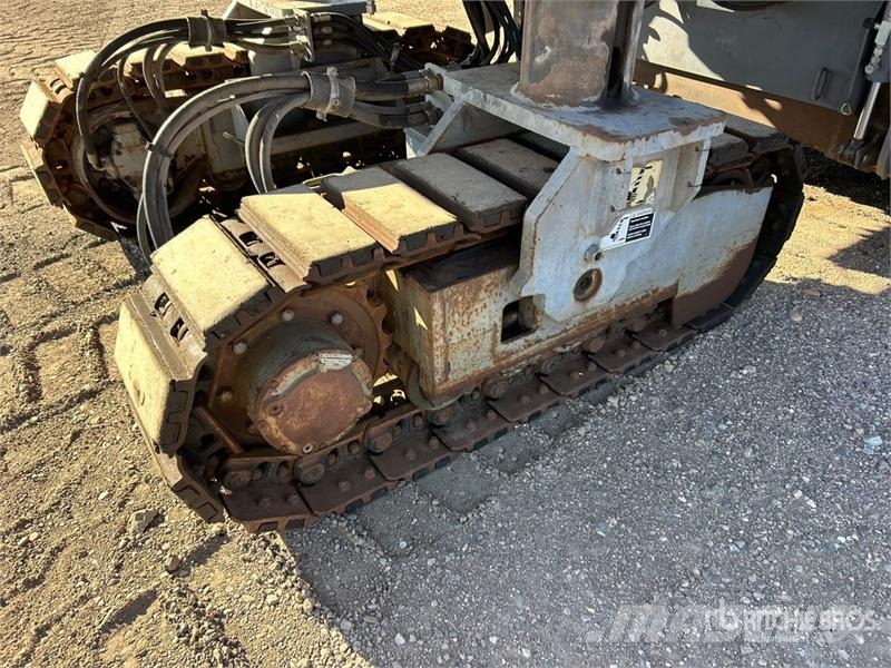 Wirtgen W2000 アスファルトコールドミリングマシーン