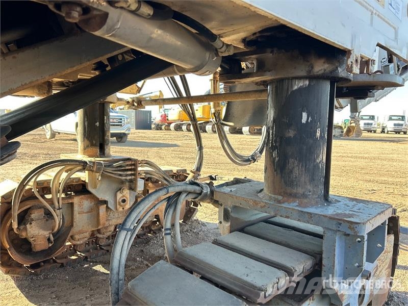 Wirtgen W2000 アスファルトコールドミリングマシーン