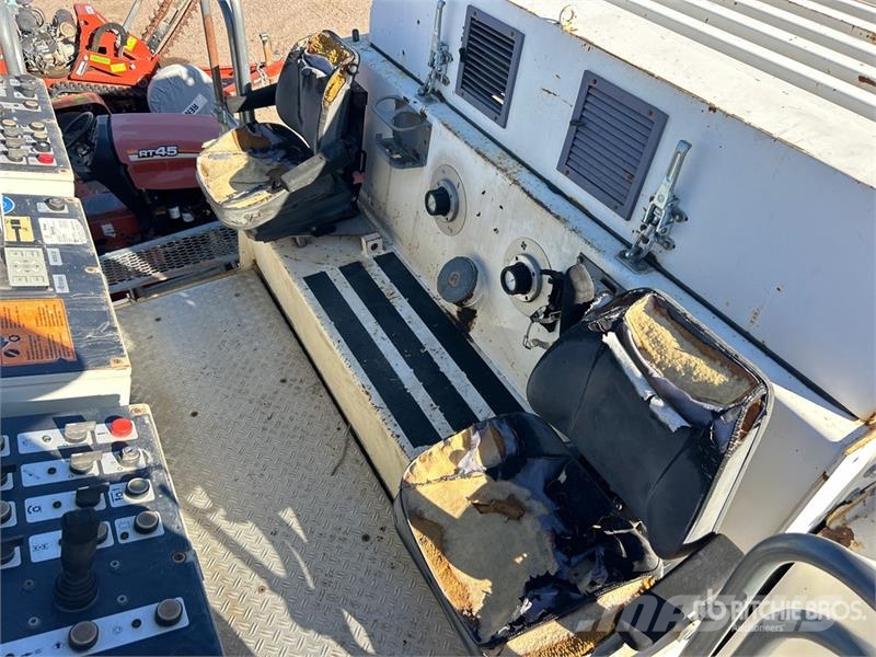 Wirtgen W2000 アスファルトコールドミリングマシーン