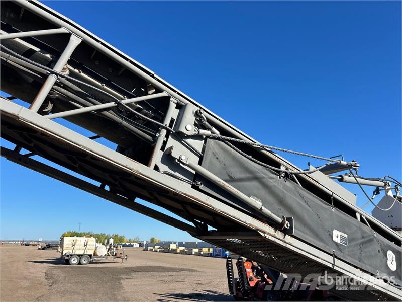 Wirtgen W2000 アスファルトコールドミリングマシーン