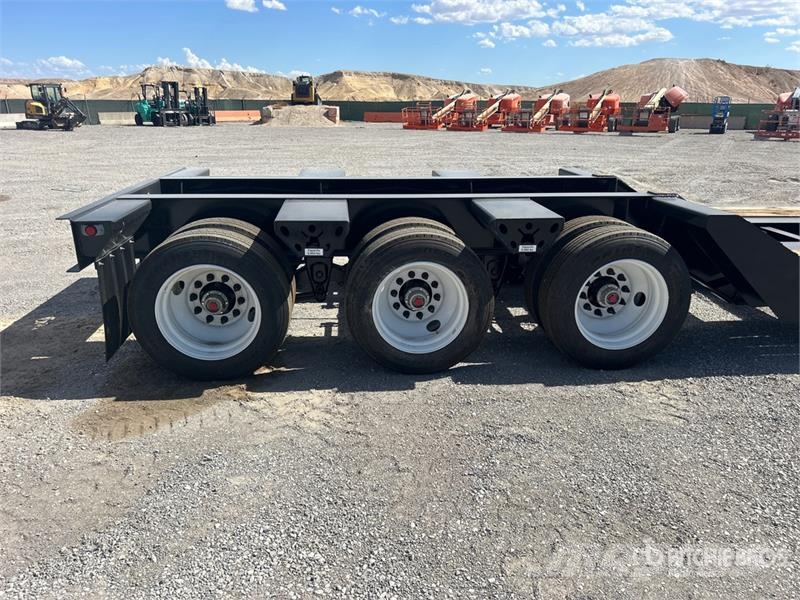 Witzco Challenger RG-52 Tri/A Removable Gooseneck Lowboy 低架裝載車