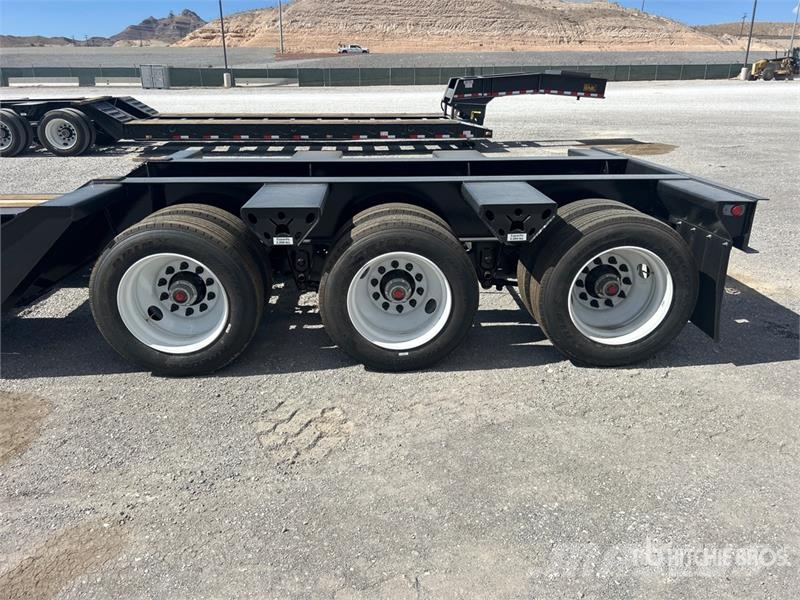 Witzco Challenger RG-52 Tri/A Removable Gooseneck Lowboy 低架裝載車