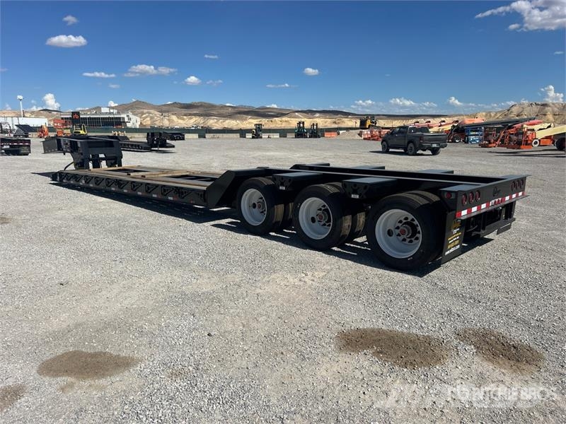 Witzco Challenger RG-52 Tri/A Removable Gooseneck Lowboy  低架裝載車