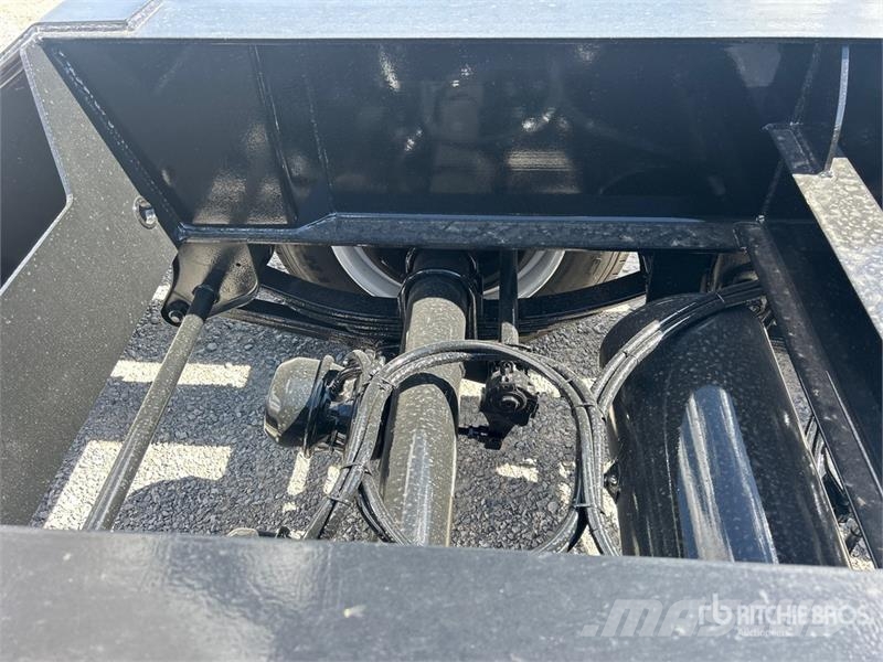 Witzco Challenger RG-52 Tri/A Removable Gooseneck Lowboy  低架裝載車