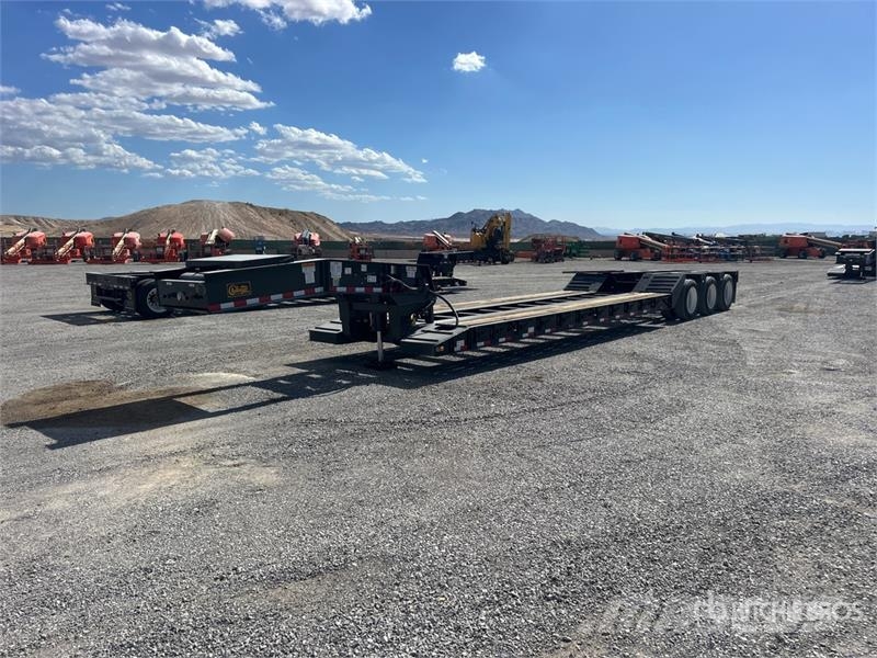 Witzco Challenger RG-52 Tri/A Removable Gooseneck Lowboy  低架裝載車