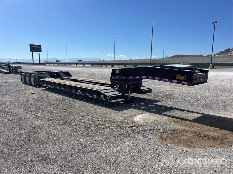 Witzco Challenger RG-52 Tri/A Removable Gooseneck Lowboy  低架裝載車