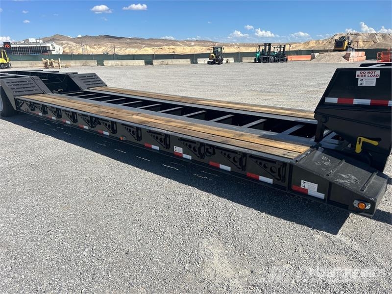 Witzco Challenger RG-52 Tri/A Removable Gooseneck Lowboy 低架裝載車