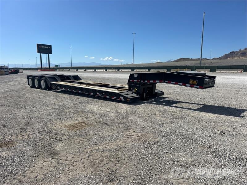 Witzco Challenger RG-52 Tri/A Removable Gooseneck Lowboy  低架裝載車
