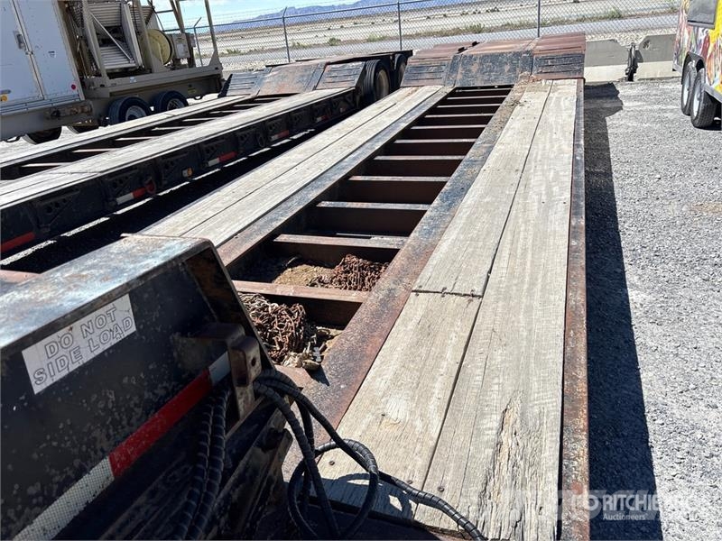 Witzco Trailers 35 ton T/A Removable Gooseneck Lowboy Tra Remorque surbaissée