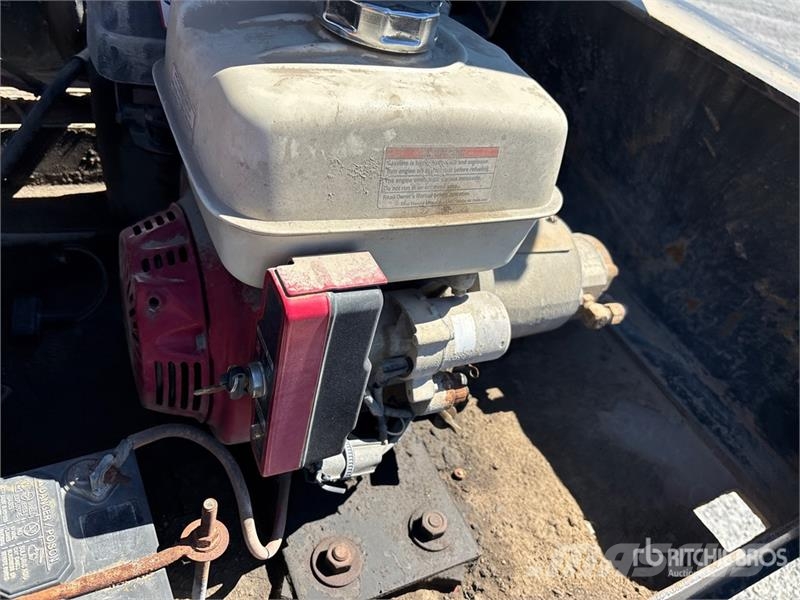 Witzco Trailers 35 ton T/A Removable Gooseneck Lowboy Tra Remorque surbaissée
