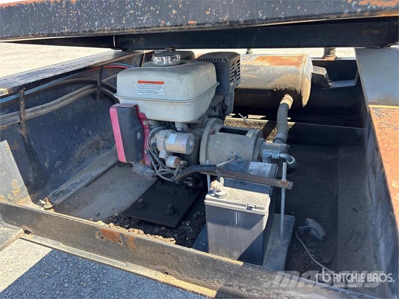 Witzco Trailers 35 ton T/A Removable Gooseneck Lowboy Tra Remorque surbaissée