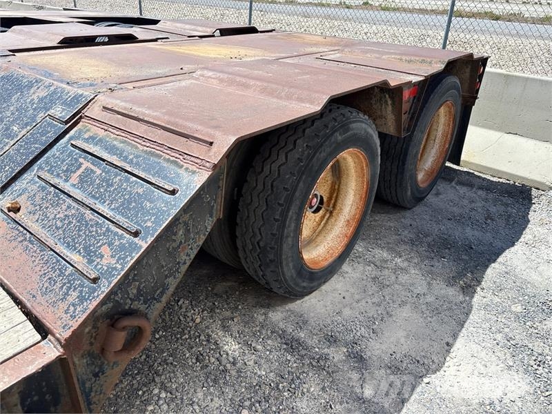 Witzco Trailers T/A Flatbed Trailer Прицепы-платформы/боковая разгрузка
