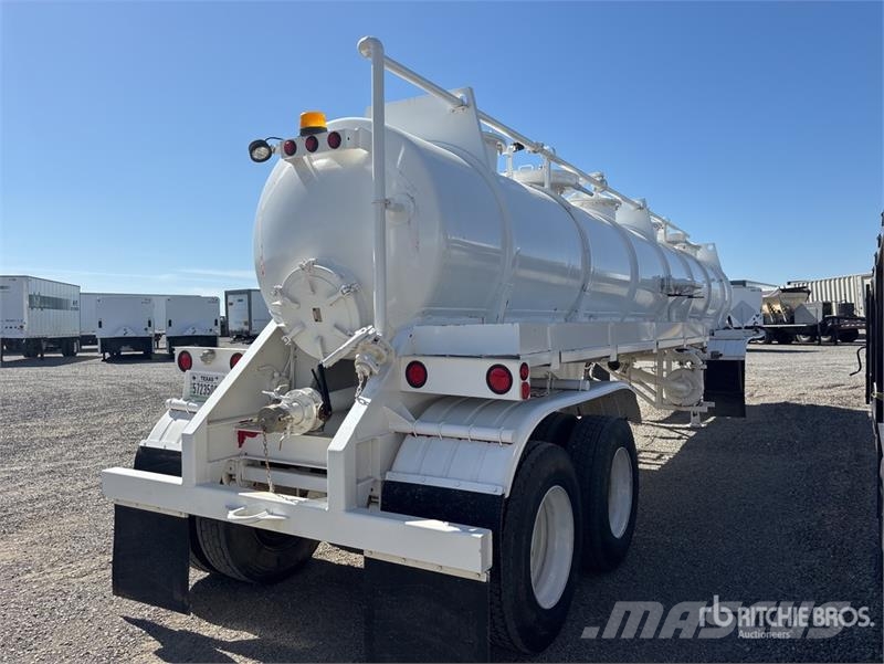  WORLEY WELDING WORKS INC 4000 gal T/A Vacuum Tanke 罐體拖車