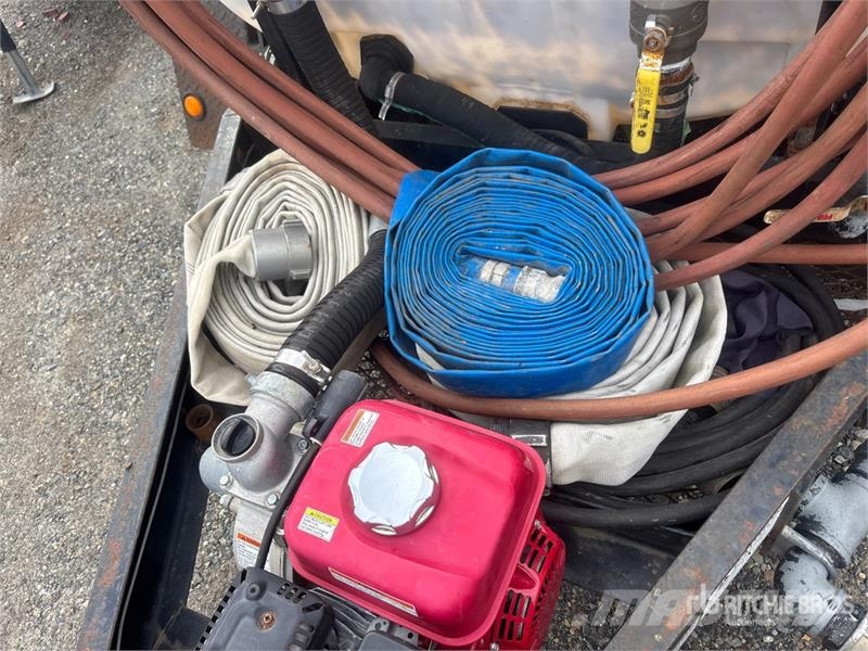 Wylie 500 gal T/A Water Tank Trailer Other trucks