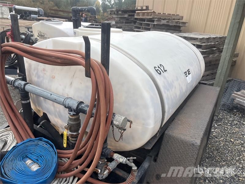 Wylie 500 gal T/A Water Tank Trailer Other trucks