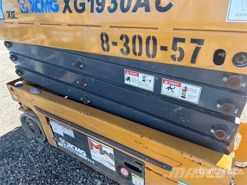 XCMG XG1930AC Electric Scissor Lift Scissor lifts