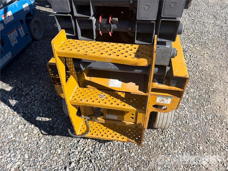 XCMG XG1930AC Electric Scissor Lift Scissor lifts