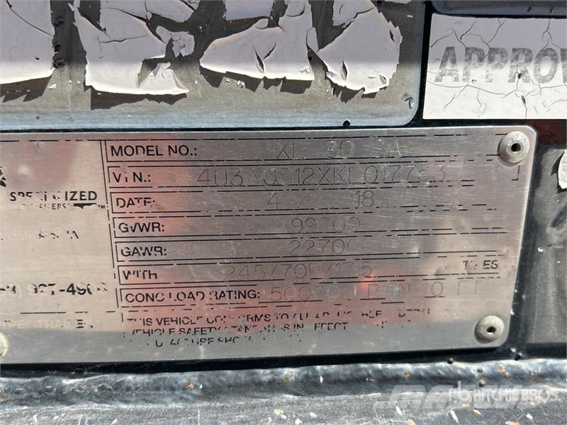 XL Specialized 80SA 40 ton 49 ft T/A Sliding Axle Dieplader