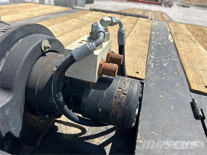 XL Specialized 80SA 40 ton 49 ft T/A Sliding Axle Dieplader