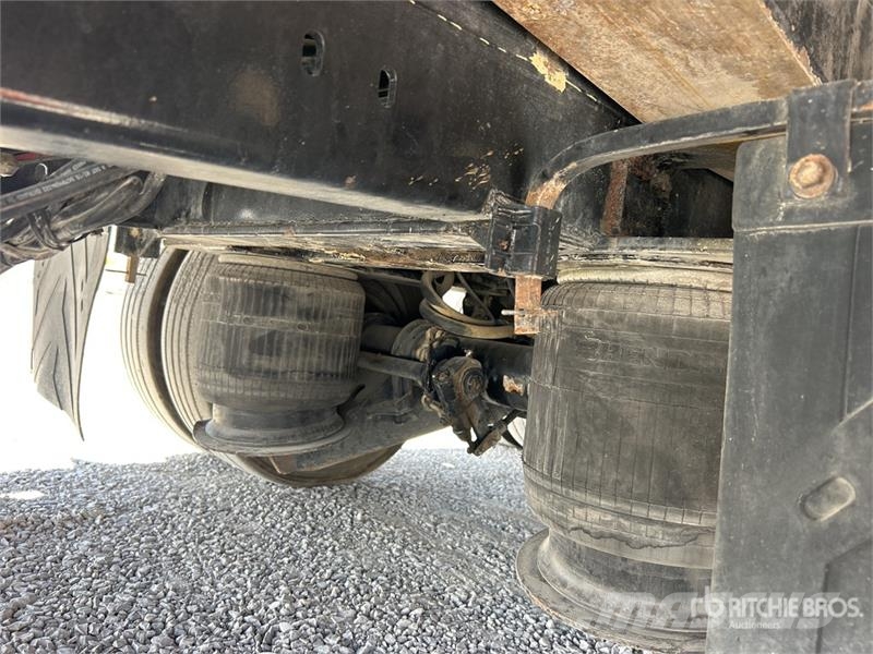 XL Specialized 80SA 40 ton 49 ft T/A Sliding Axle Dieplader