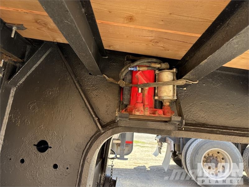 XL Specialized 90MD Tri/A 29 ft - 50 ft Extendable Low loaders