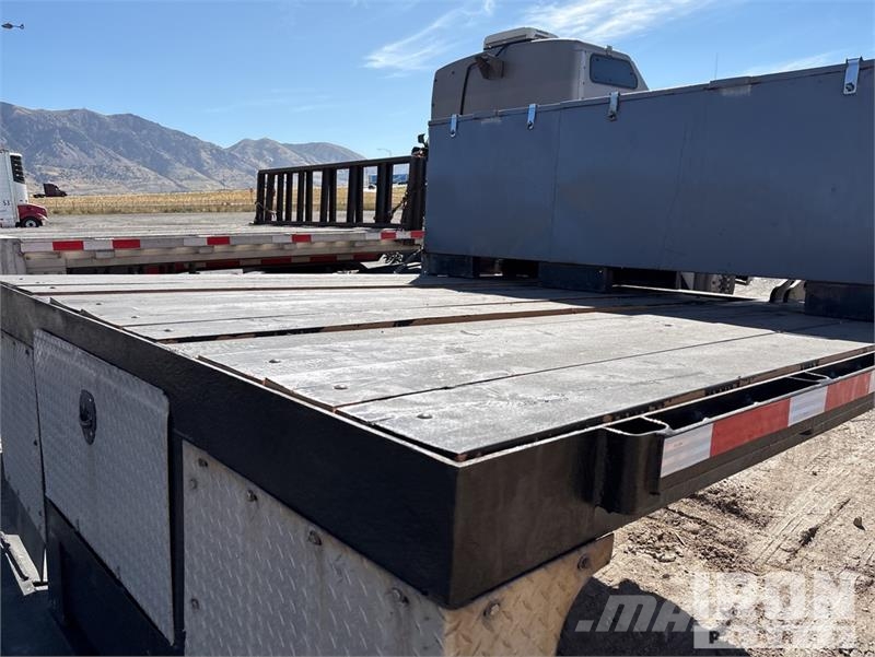 XL Specialized 90MD Tri/A 29 ft - 50 ft Extendable Low loaders