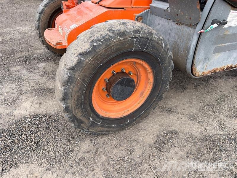 Xtreme XR842 Telehandler Teleszkópos rakodók