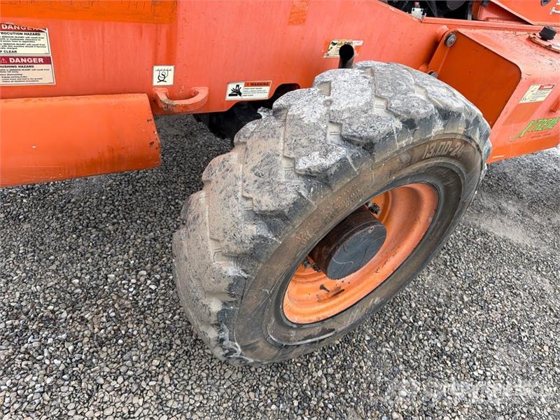 Xtreme XR842 Telehandler Teleszkópos rakodók