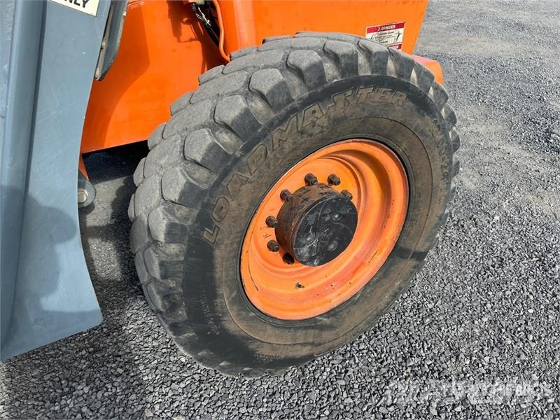 Xtreme XRM842 Telehandler Carretillas telescópicas