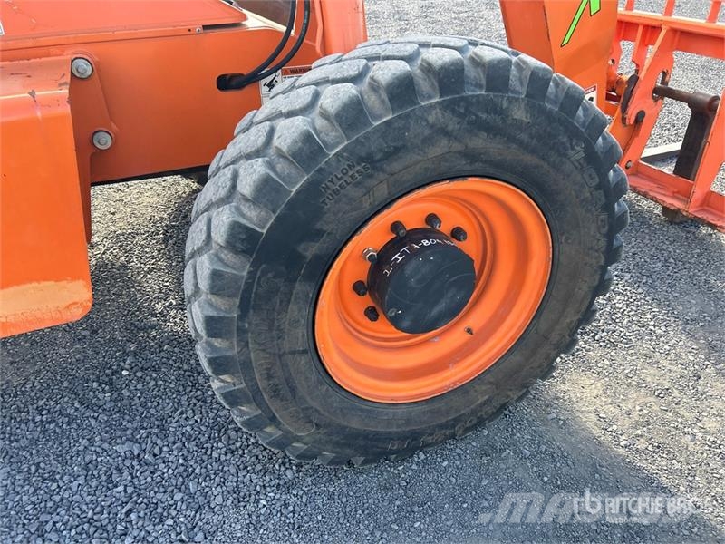 Xtreme XRM842 Telehandler Carretillas telescópicas