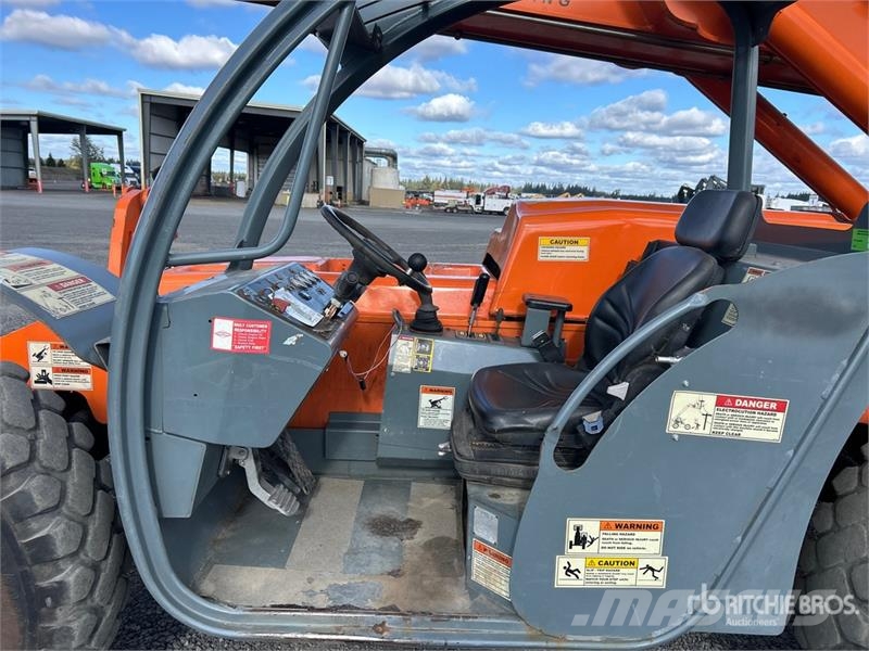 Xtreme XRM842 Telehandler Carretillas telescópicas