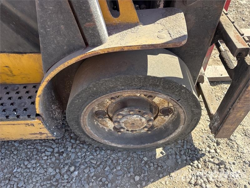 Yale 4800 lb Cushion Tire Forklift 그 외 지게차