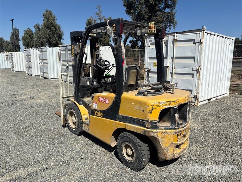 Yale 6550 lb Cushion Tire Pneumatic Tire Forklift フォークリフト - その他