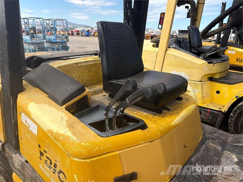 Yale GDP080LJNPBV085 Pneumatic Tire Forklift Forklift trucks - others