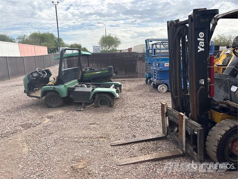 Yale GDP080LJNPBV085 Pneumatic Tire Forklift Forklift trucks - others