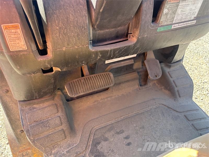 Yale GLC050VX 4800 lb Cushion Tire Forklift Kahveltõstukid - muud