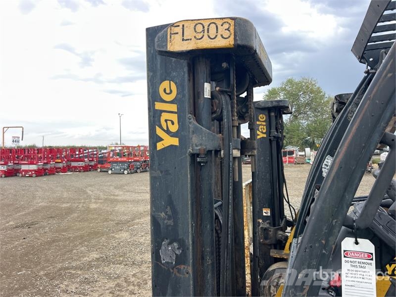 Yale GLP040 3850 lb Cushion Tire Forklift Інше