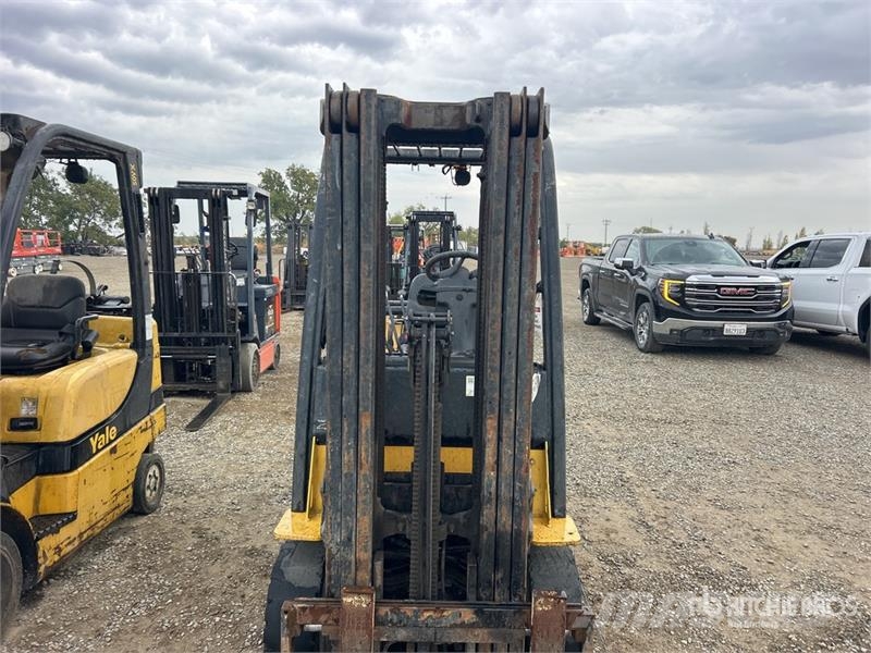 Yale GLP040 3850 lb Forklift フォークリフト - その他