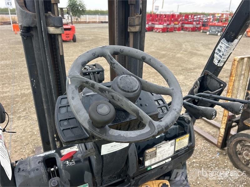 Yale GLP040 3850 lb Forklift フォークリフト - その他