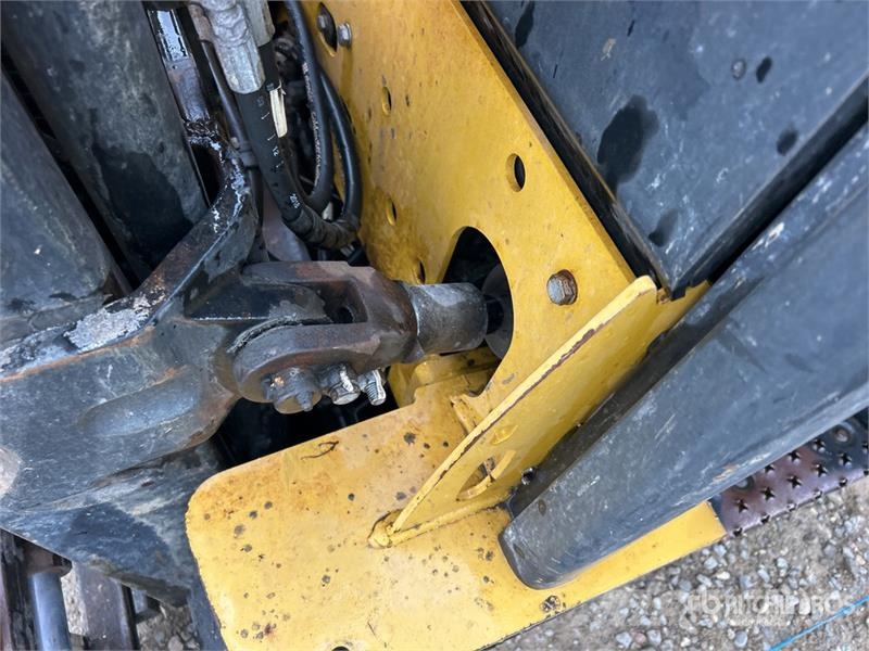 Yale GLP040 3850 lb Forklift フォークリフト - その他