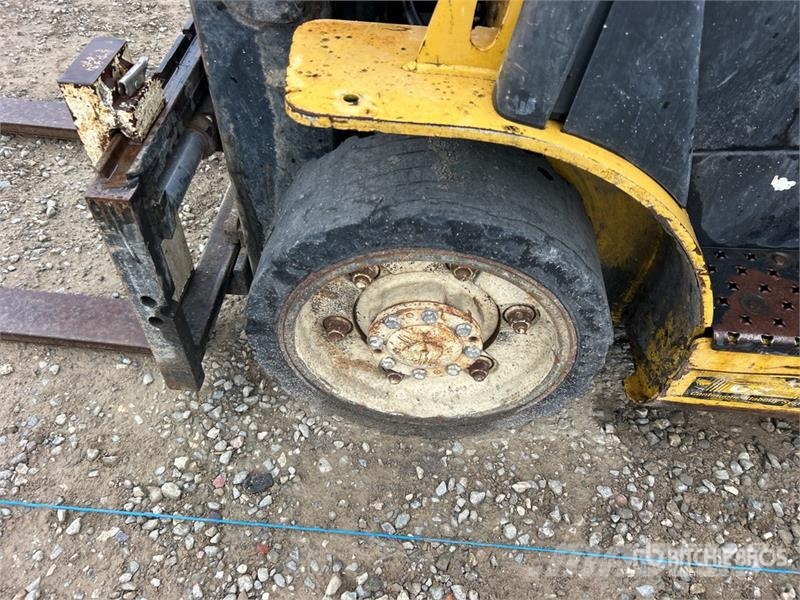 Yale GLP040 3850 lb Forklift フォークリフト - その他