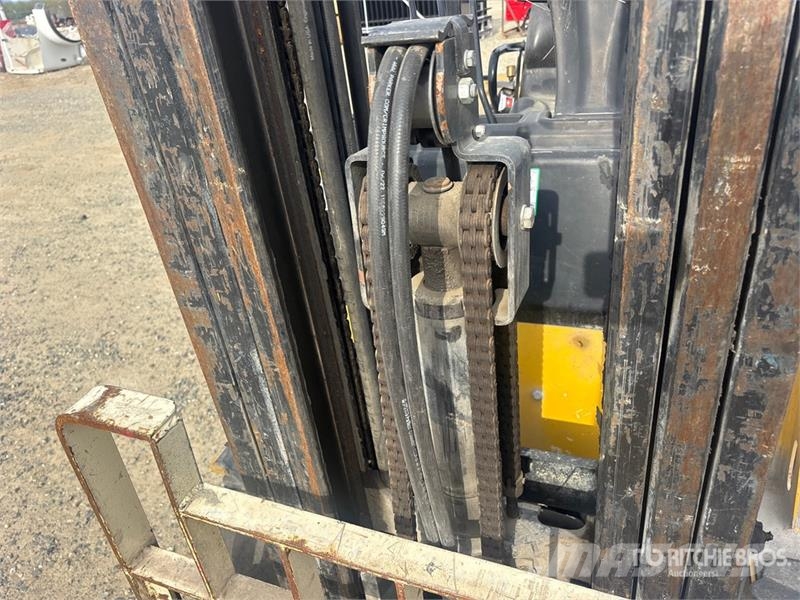 Yale GLP050 شاحنات ذات رافعات شوكية - أخرى