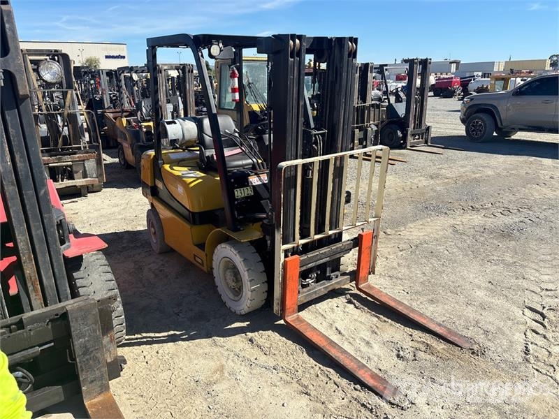 Yale GLP050MXNEAE086 4800 lb Pneumatic Tire Forklift Šakiniai krautuvai - Kita