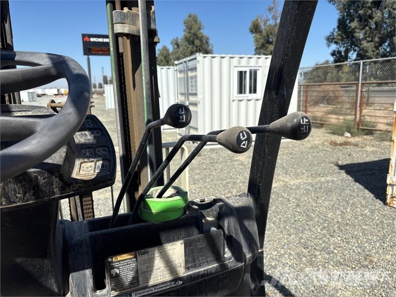 Yale GLP070VX 6550 lb Pneumatic Tire Forklift Viljuškari - ostalo