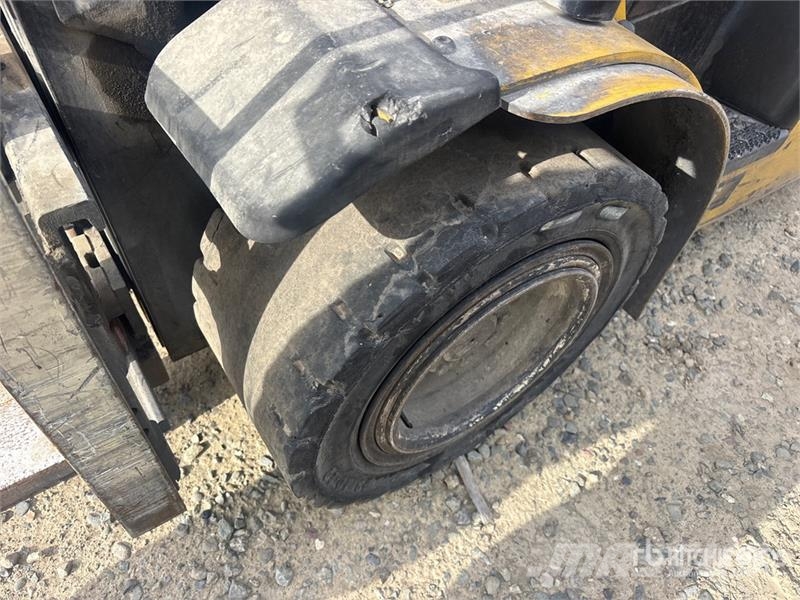 Yale GP050 LX 1500 lb Cushion Tire Forklift Other