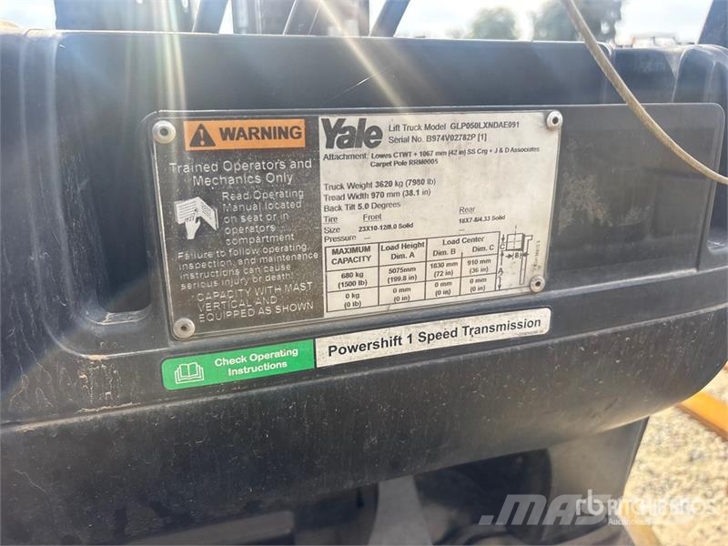Yale GP050LX 1500 lb Pneumatic Tire Forklift Інше