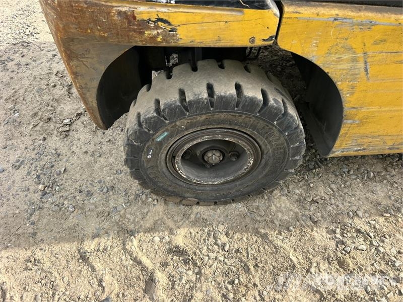 Yale GP050MX 3950 lb Pneumatic Tire Forklift 그 외 지게차