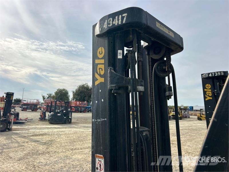 Yale GP050MX 3950 lb Pneumatic Tire Forklift 그 외 지게차