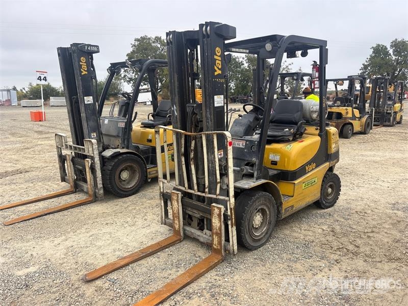 Yale GP050MX 4400 lb Pneumatic Tire Forklift Empilhadeiras - outros