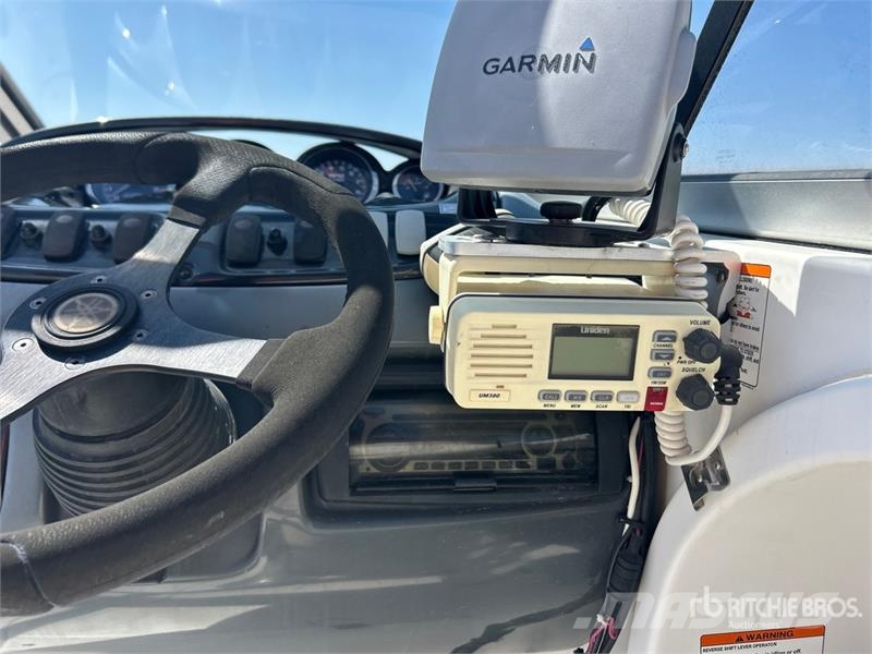 Yamaha AR210 21 ft Jet Boat w/2017 Midwest Trailer Delovni čolni/barže